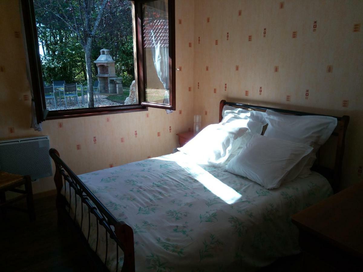 Les Pruniers De La Cipiere Villa Peyzac-le-Moustier Dış mekan fotoğraf